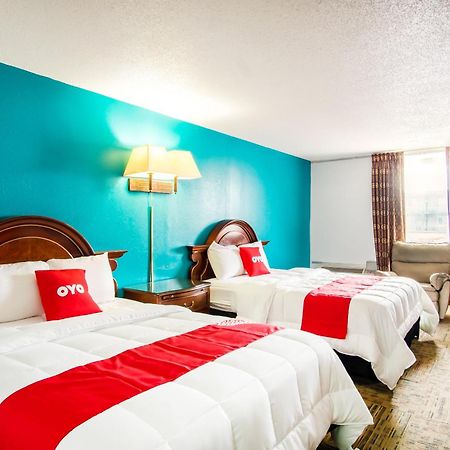 Oyo Hotel Hutchinson West 4Th Ave Dış mekan fotoğraf