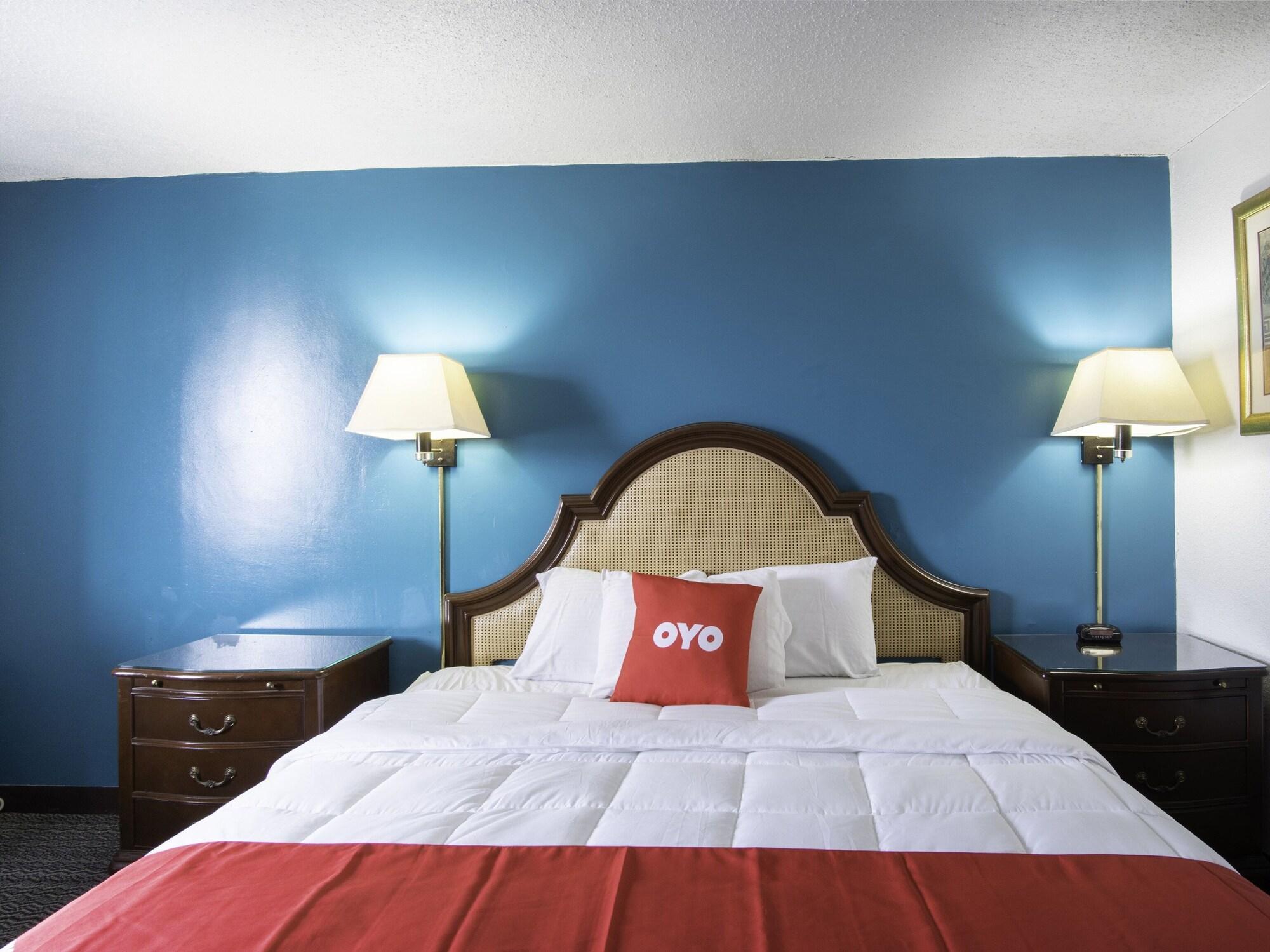 Oyo Hotel Hutchinson West 4Th Ave Dış mekan fotoğraf