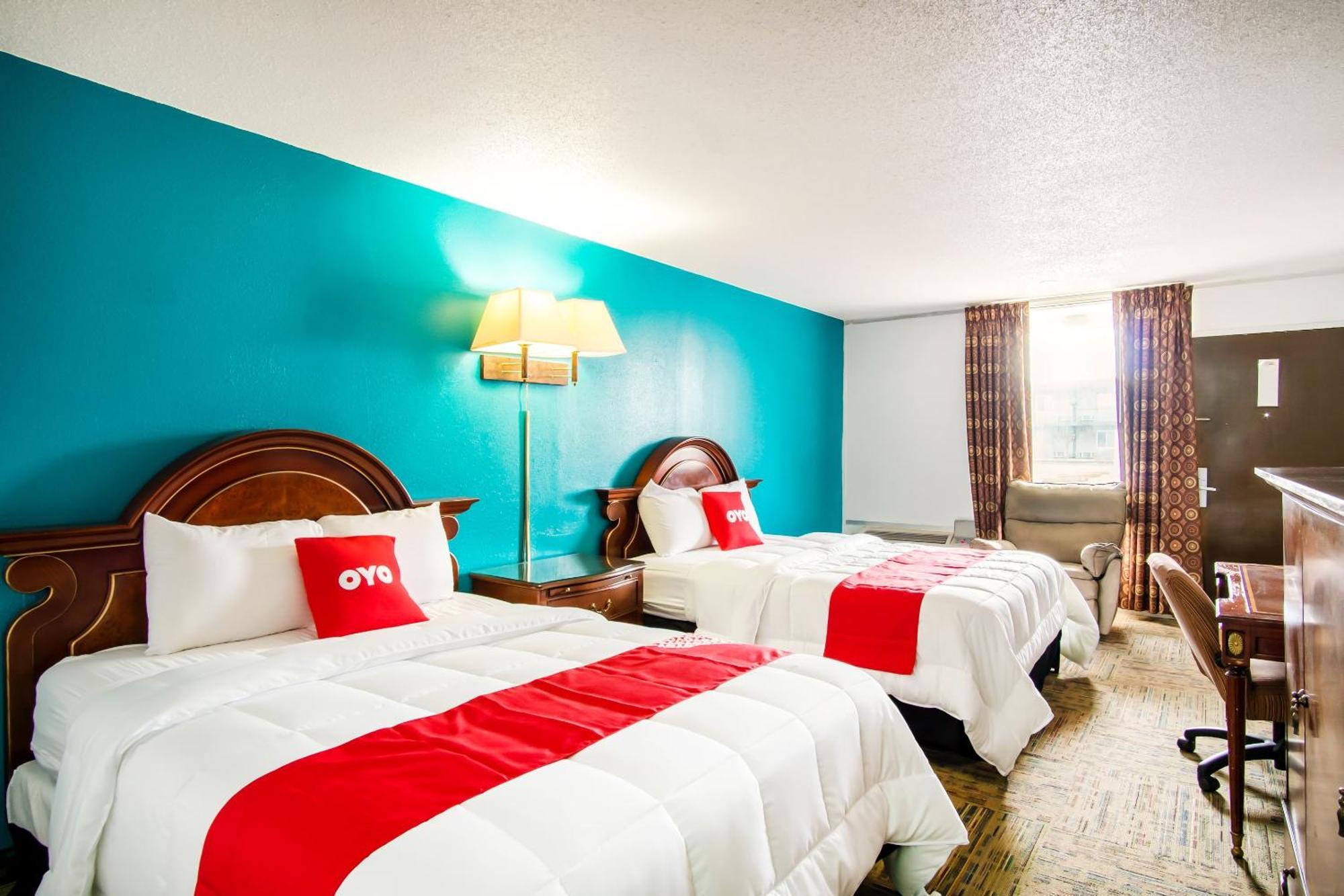 Oyo Hotel Hutchinson West 4Th Ave Dış mekan fotoğraf