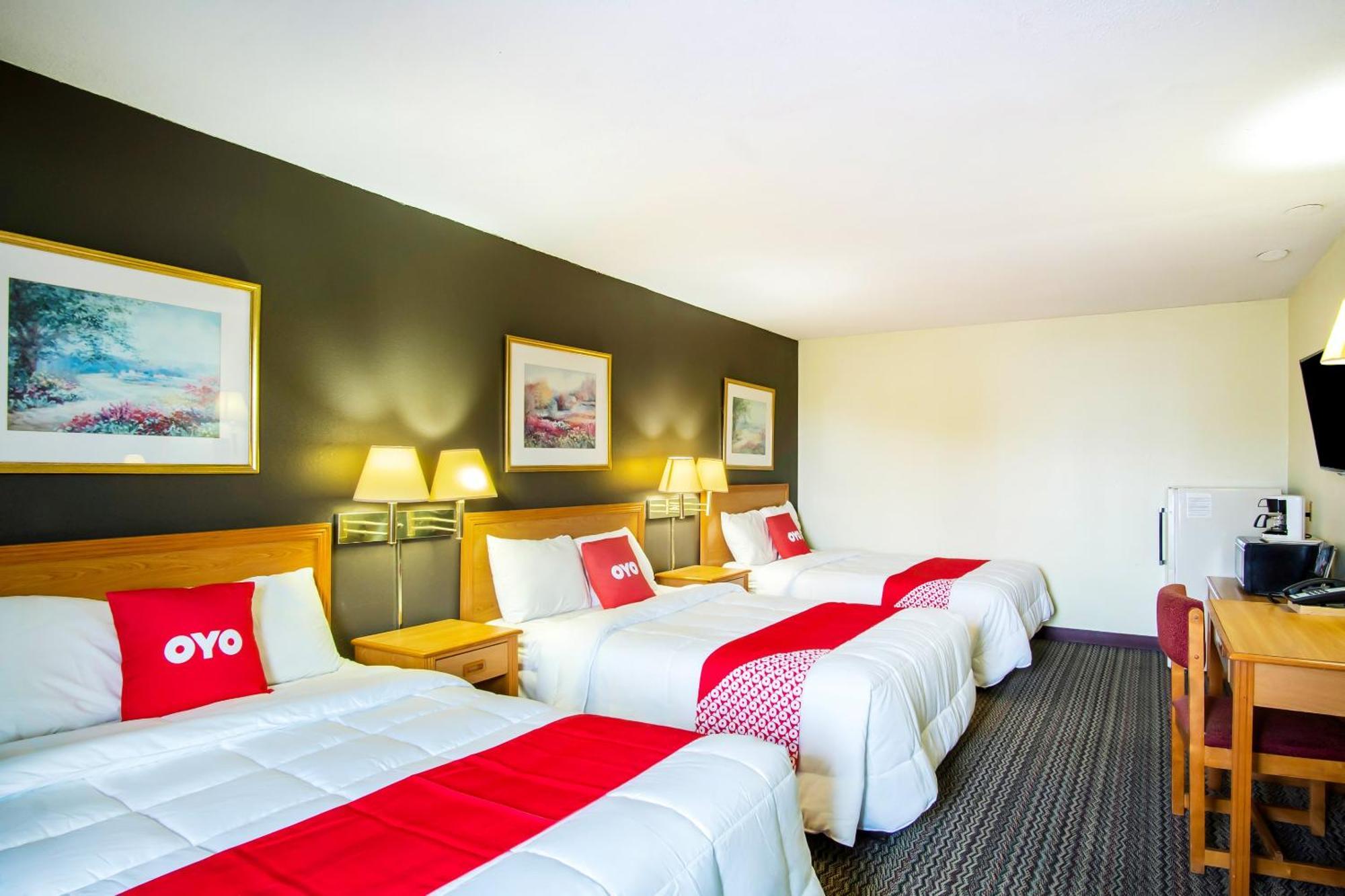 Oyo Hotel Hutchinson West 4Th Ave Dış mekan fotoğraf